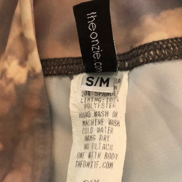 Onzie Fly Free Leggings Size Small - Picture 5 of 5